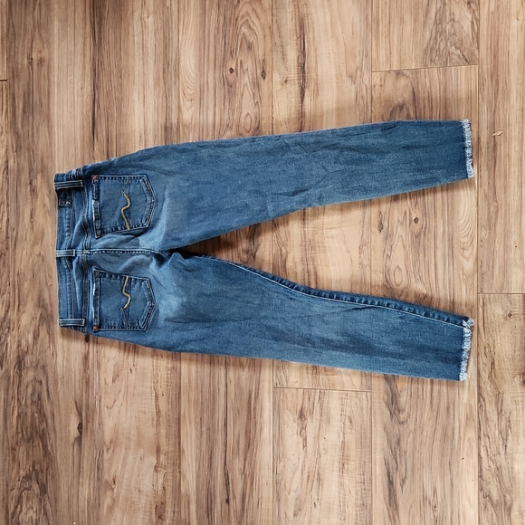 Seven for All Mankind capri - Picture 5 of 5